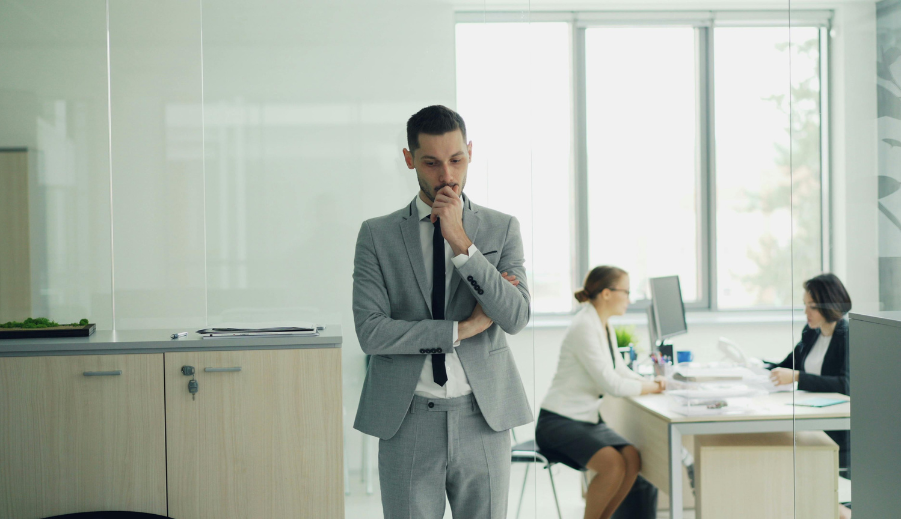 The Intersection of AI and Emotional Intelligence in the Workplace